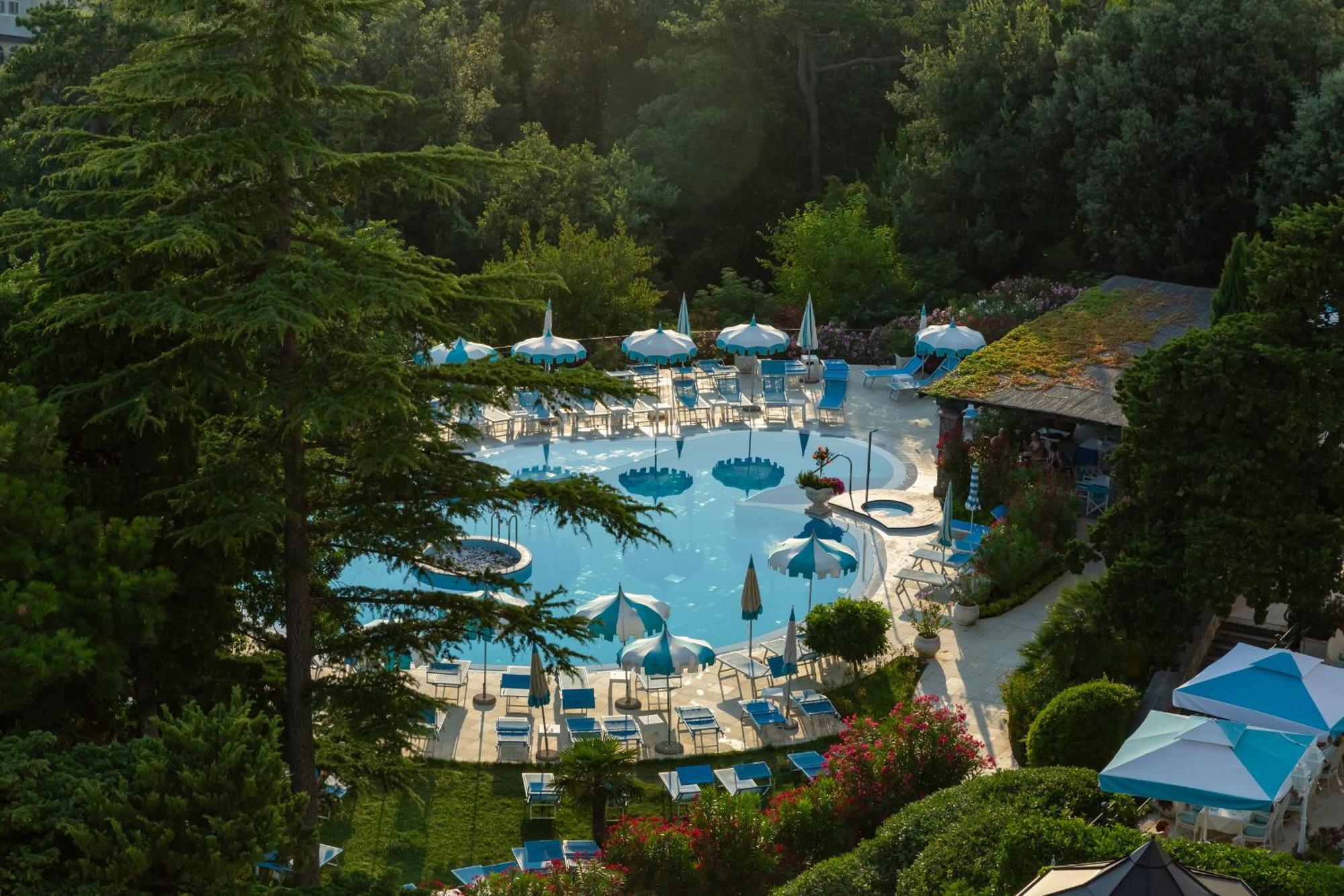 Hotel Kvarner Palace Криквеница Екстериор снимка